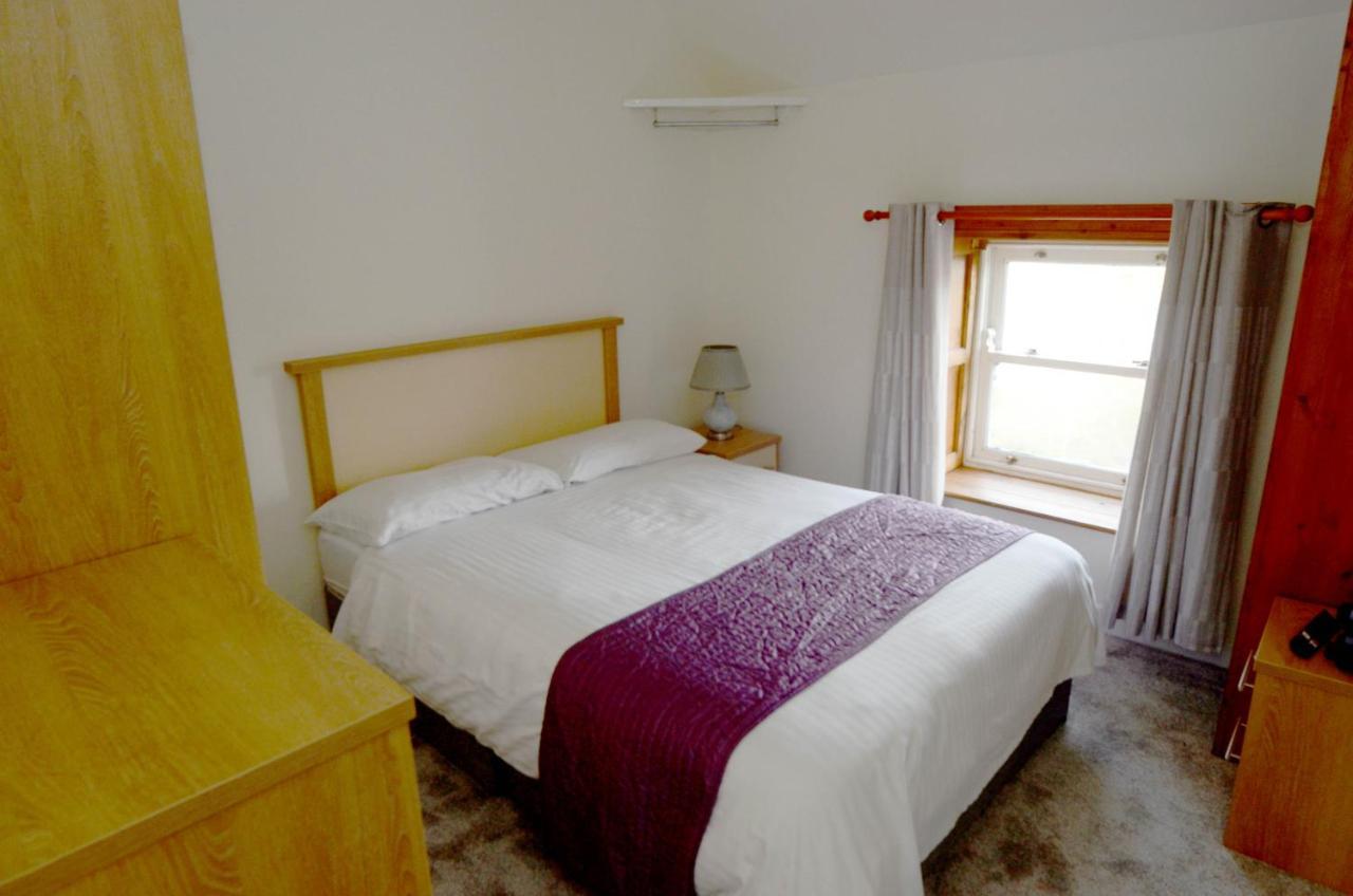 The Helm Sea View House Apartment Westport Exterior photo
